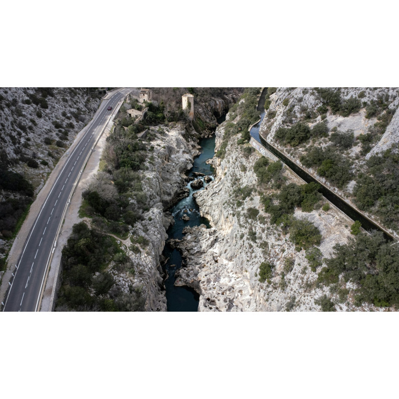 Servicii de Curățare Fluvială a Canalelor și Râurilor